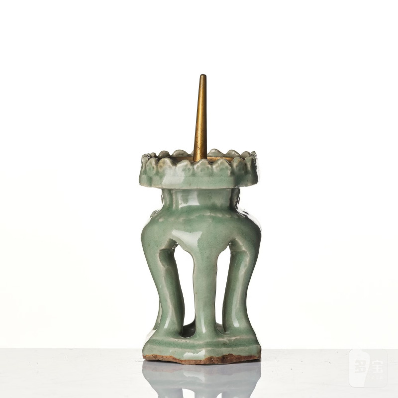 A rare celadon lamp, - 图3